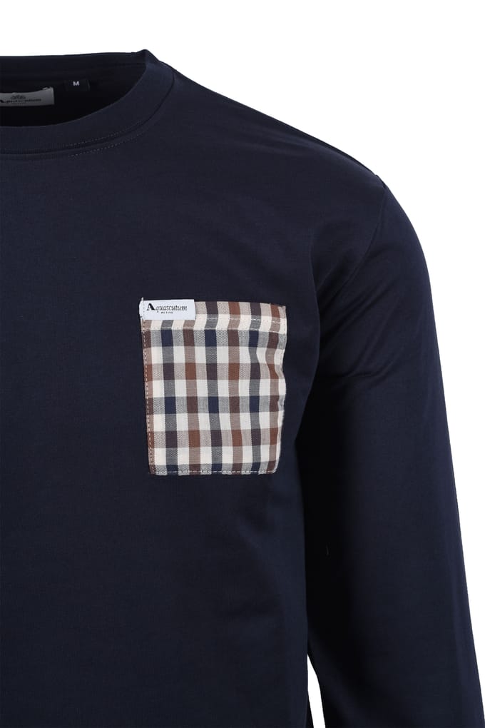 Aquascutum Iconische Pocket Crew Neck Sweatshirt Marineblauw