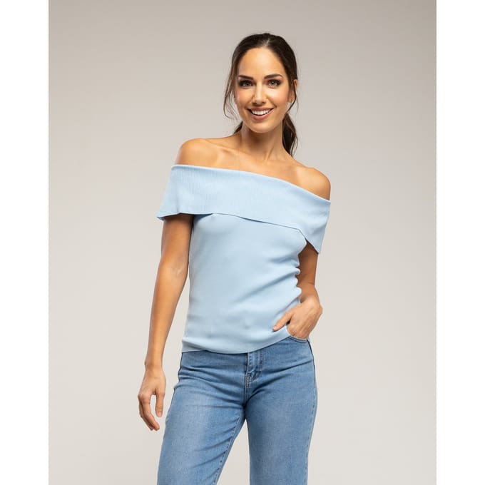 Gebreide top met lurex en een boothals