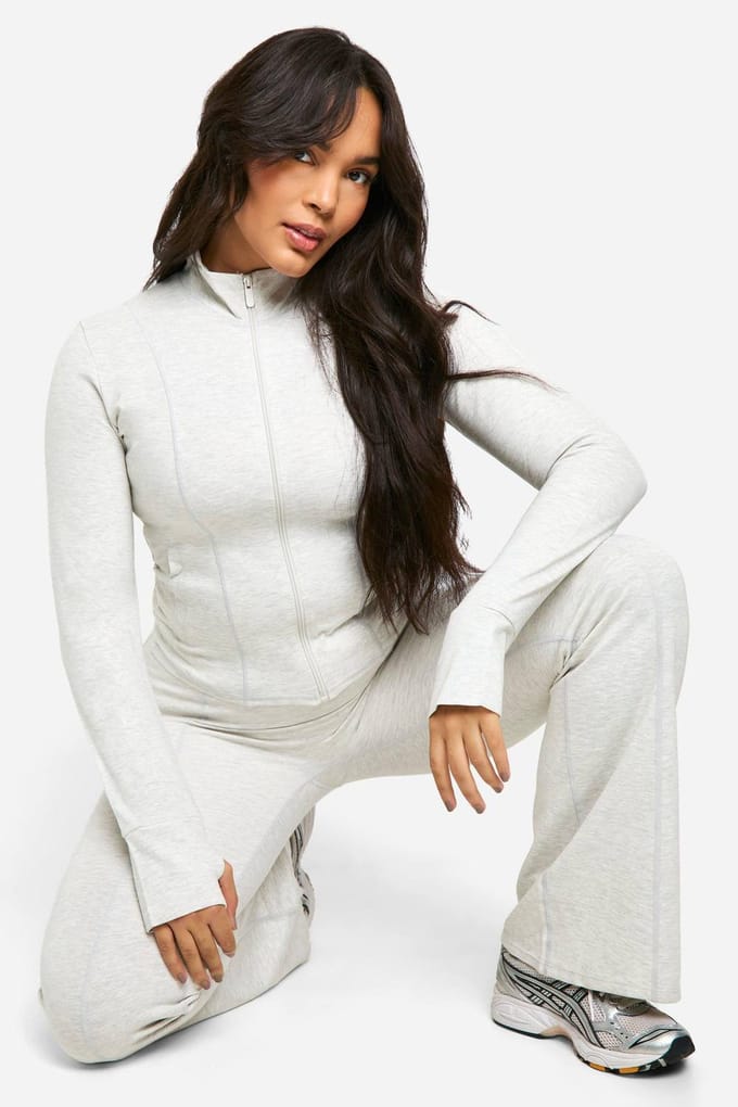 boohoo Dames Plus DSGN Studio Supersoft Sculpt Flared Legging | Ash Grey | Maat: 18
