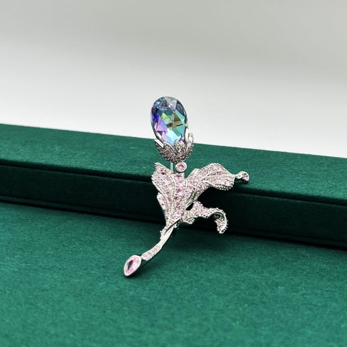 Zilver Broche met Paars Kristal