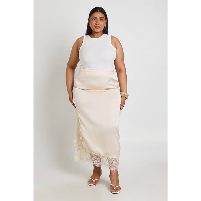boohoo Dames Plus Satijnen Midaxi Rok Met Kanten Afwerking | Ivory | Maat: 28