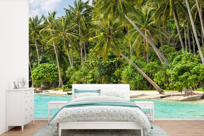 Behang - Fotobehang Palmboom - Zee - Tropisch - Breedte 330 cm x hoogte 220 cm