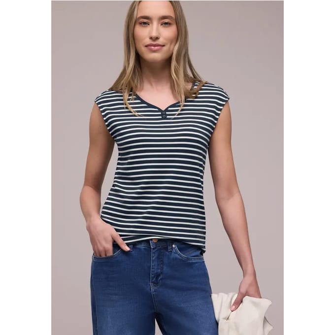 Shirt met knoopdetail