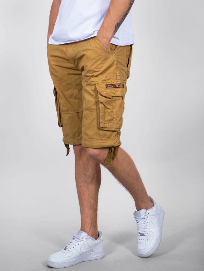 Alpha Industries Heren Jet Shorts in Khaki
