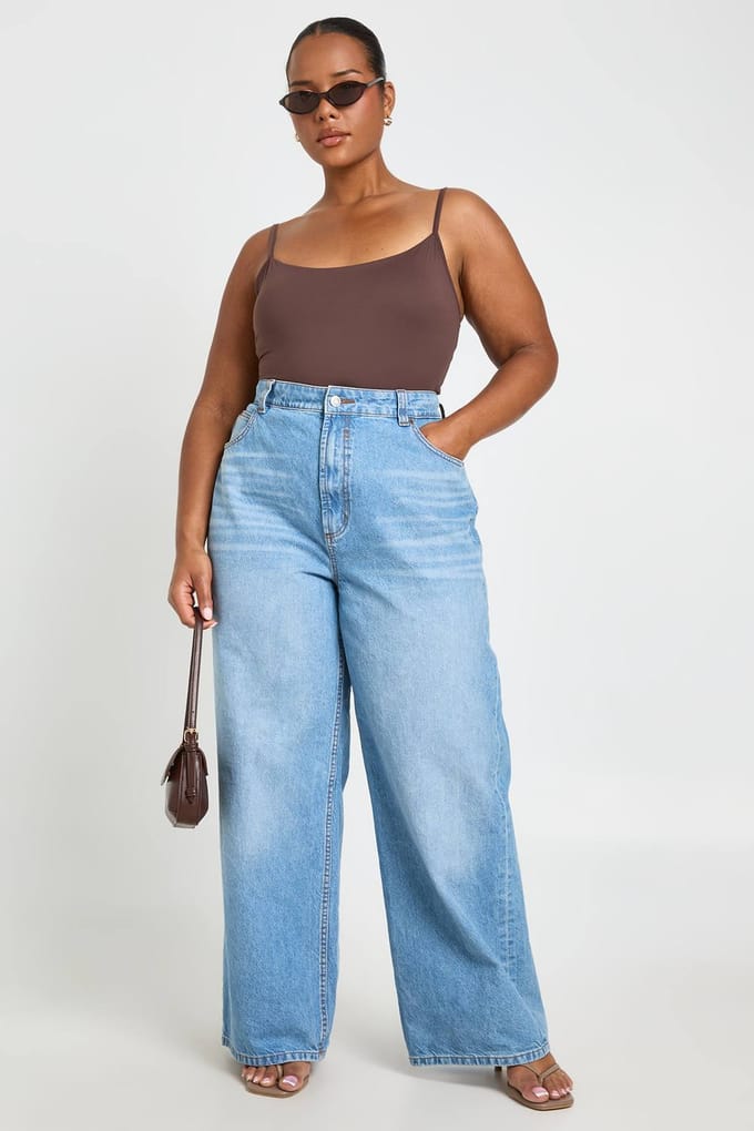 boohoo Dames Plus Second Skin Hemdje Met Bandjes En Vierkante Hals | Chocoladebruin | Maat: 48