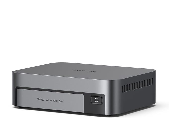 UGREEN NASync DXP480T Plus - All-Flash NAS-server - 4-Bay - 0TB opslag - 8GB DDR5