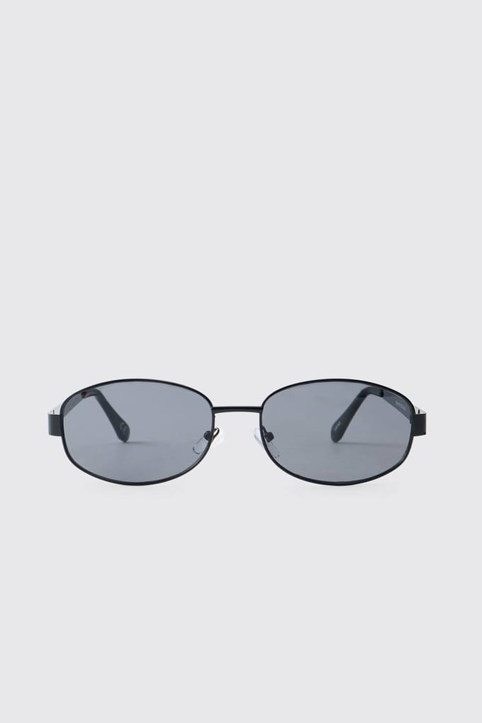 Man Slim Oval Sunglasses with Tinted Lenses | Black