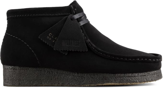 CLARKS Schnürschuhe Wallabee Boot. Black Sde