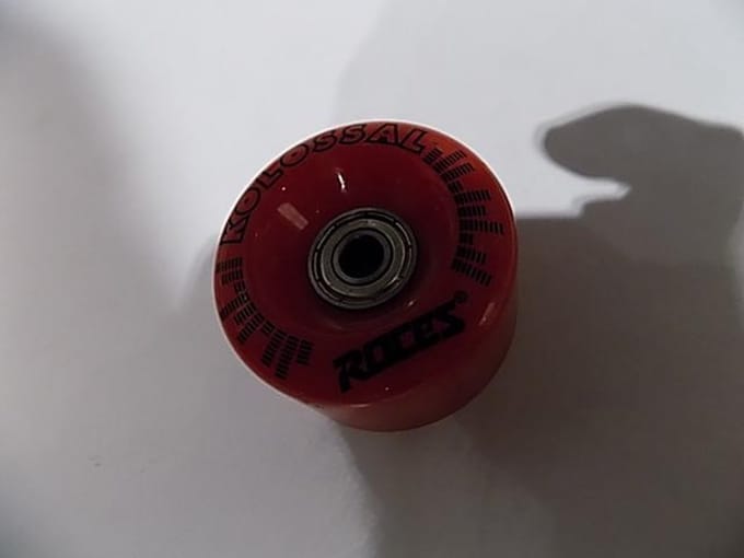 Roces Kolossal rolschaatswielen en stoppers