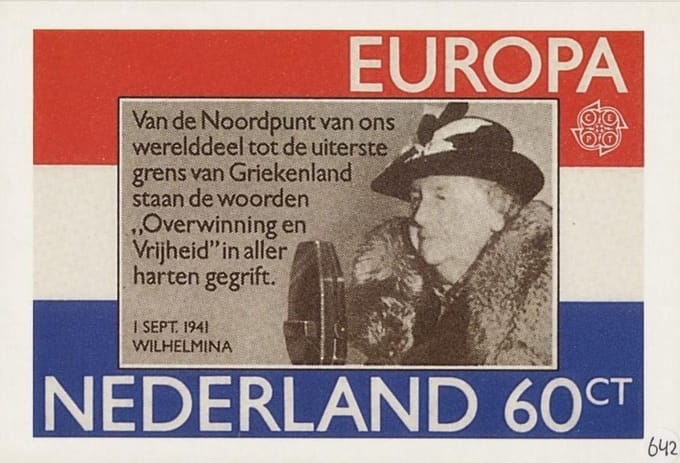 Briefkaart met afbeelding H.M. Koningin Wilhelmina postzegel