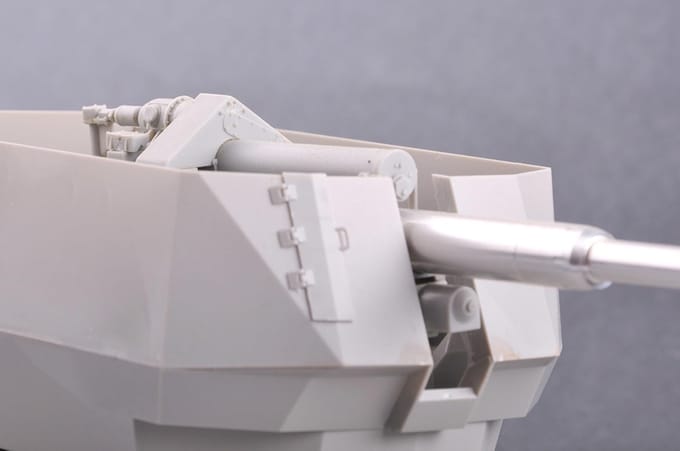 Trumpeter Modelbouwpakket Militaire voertuigen - 09585 E-100 Flakpanzer w/12.8cm Flak 40 Plastic - 1:35 - Modelbouw