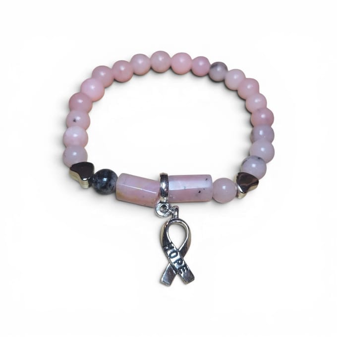 Roze opaal met pink ribben bedel armband.