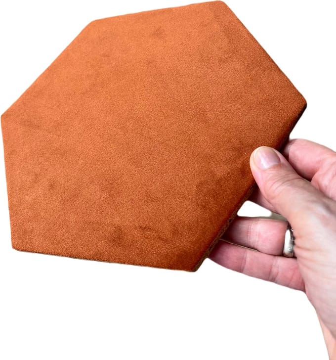 Prikbord | Kurk | Zeshoekig | 20 x 20 | Terra Bruin | velours stof |