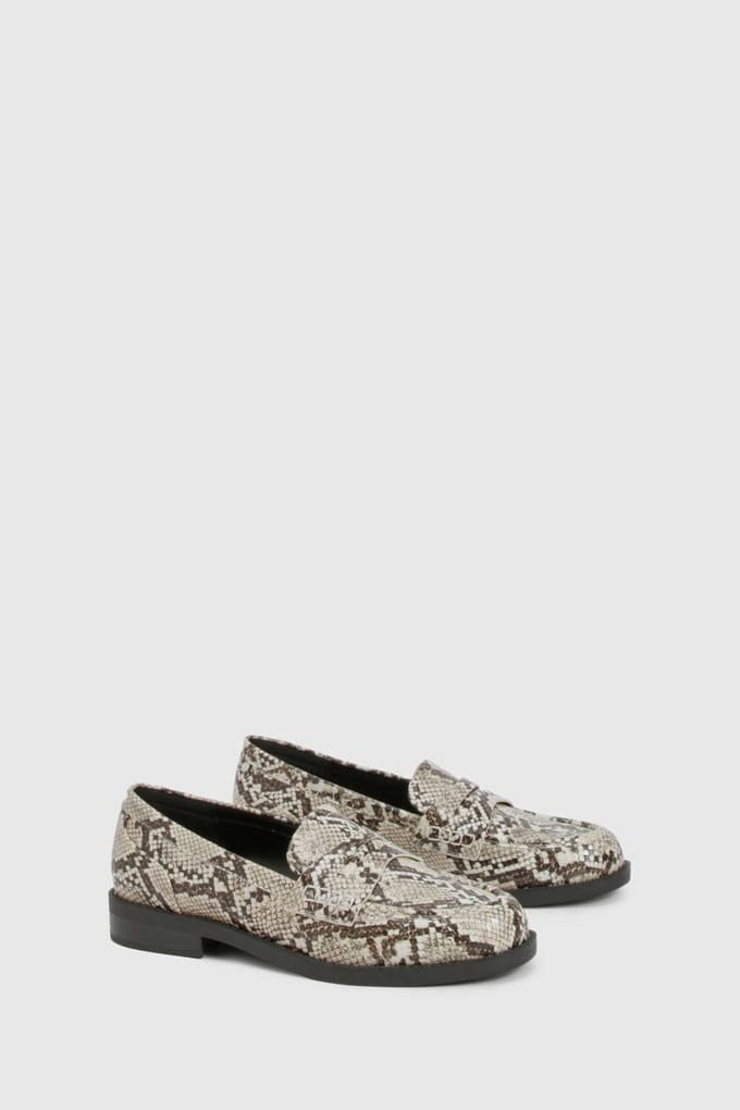 boohoo Dames Snake Platte Loafers | Slangenprint | Maat: 38