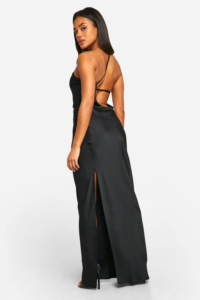 boohoo Dames Satijnen Asymmetrische Riem Maxi Jurk | Black | Maat: 16