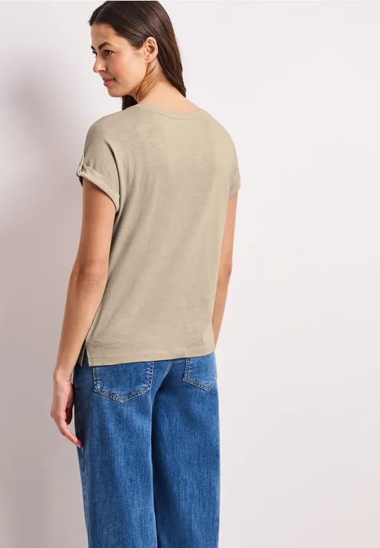 Shirt met ronde hals en knoopdetails