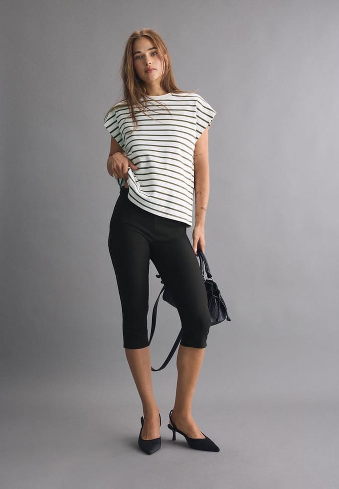 Stradivarius B06 Gestreept T-shirt met aflopende mouw  Kaki M