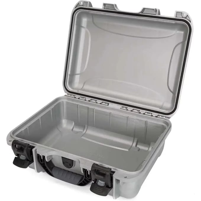 Cameratas Nanuk 920