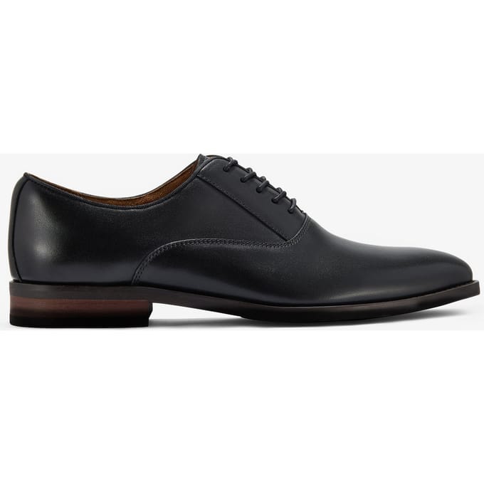 Banstead Kant Zwarte Leren Schoenen