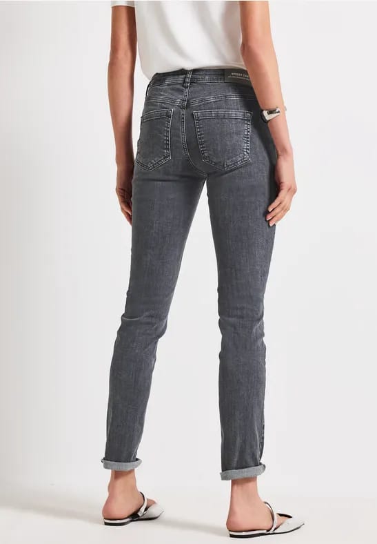 Slim Fit jeans