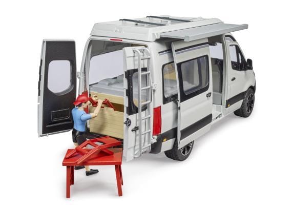 Bruder 02672 MB Sprinter camper met chauffeur Voertuigen