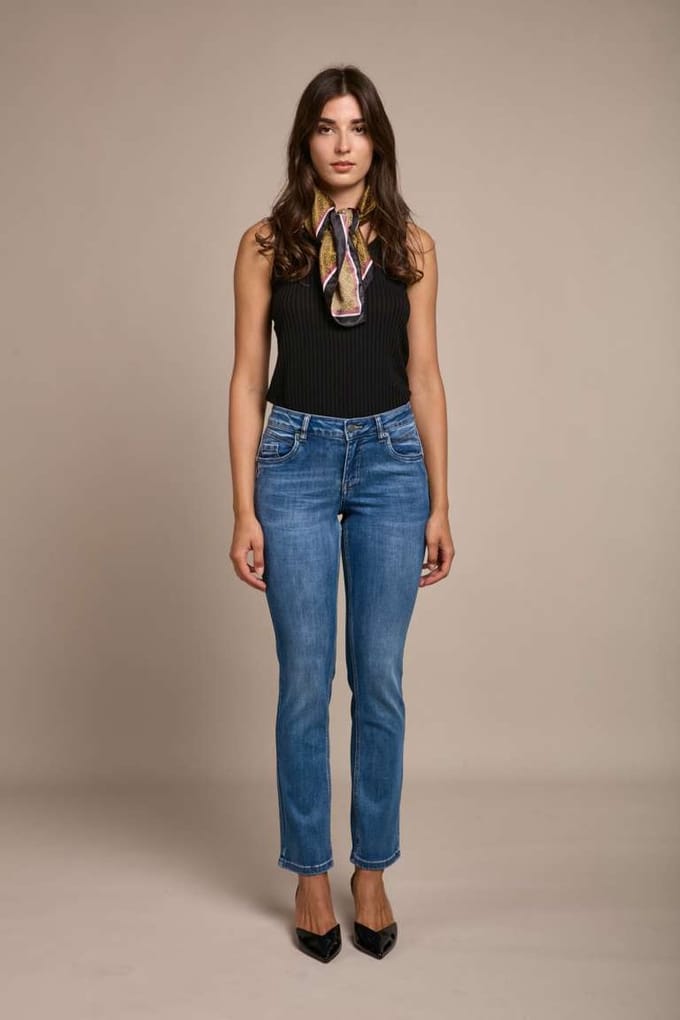 Broek Toxik3 normale taille push-up straight fit jeans