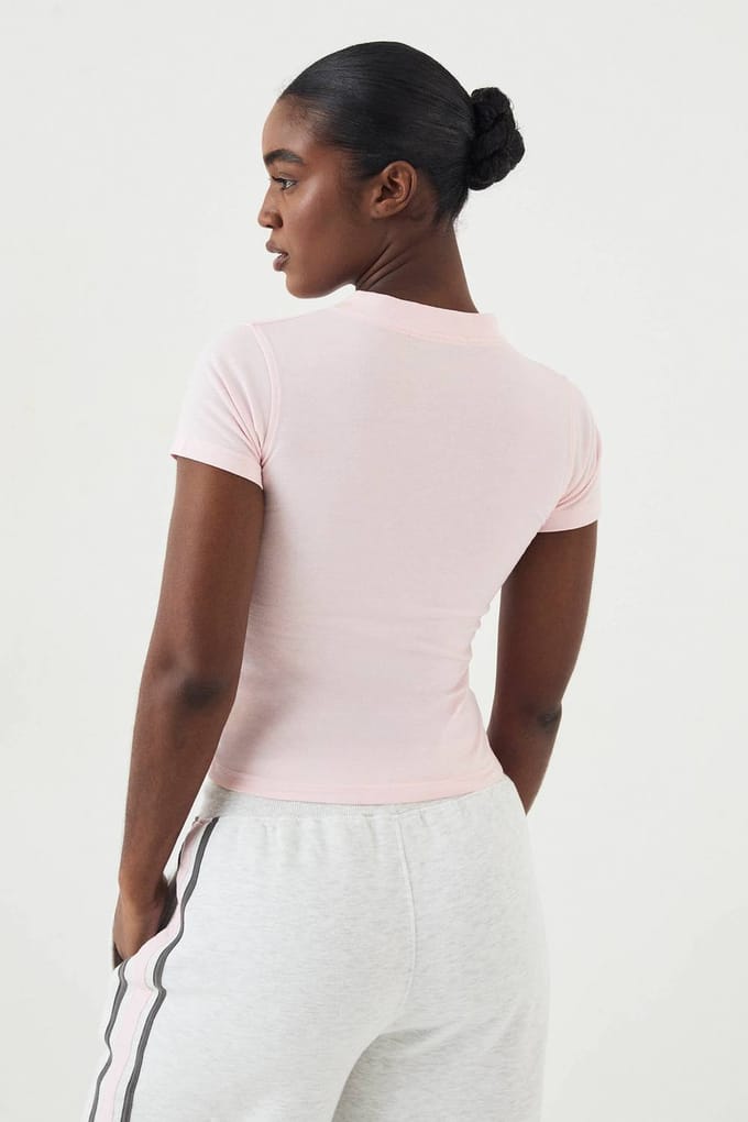 Dames DSGN Studio Sport V-Hals Getailleerd T-Shirt | Marshmallow Pink | Maat: XS