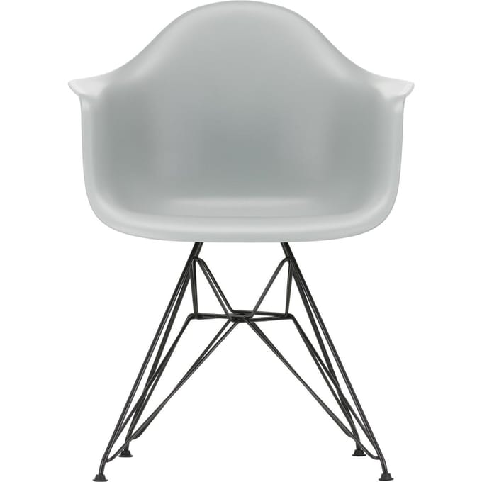 Vitra DAR Eames Plastic Armchair - lichtgrijs RE - zwart