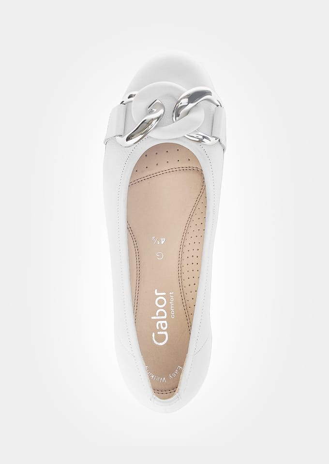 Ballerina's van leer met sierketting - wit - Gr. 40 van Goldner Fashion