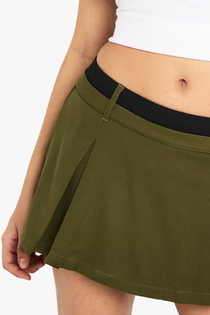boohoo Dames Contrast Tailleband Box Plooi Skort | Kaki | Maat: 34