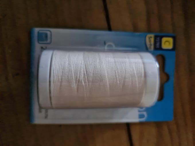 250m Garen polyester garen licht ecru Sorbo