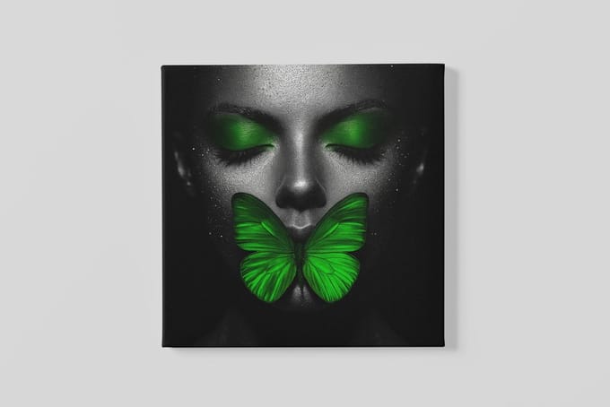 Vierkant Canvas Schilderij - Vrouw met Groene Vlinder - Wall Art - 60x60 cm
