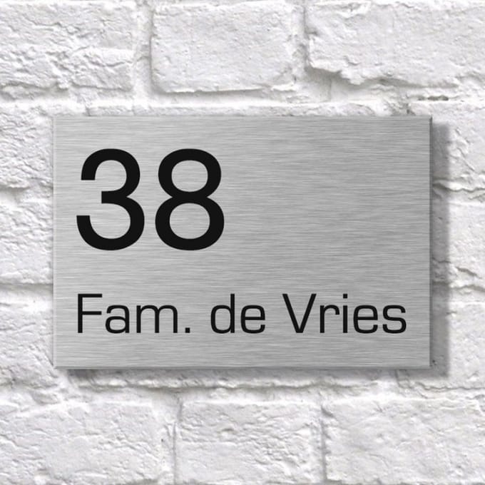 Kirinify – Naambordje voordeur RVS 15 x 10 cm met lasergravering – Zelf ontwerpen
