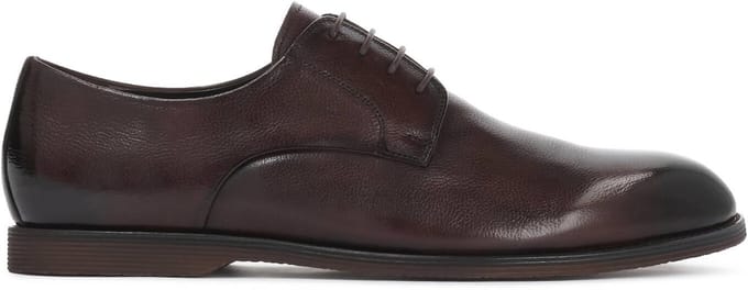 Classic brown grained leather shoes