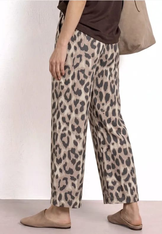 Wide Legs broek met riem en leoprint