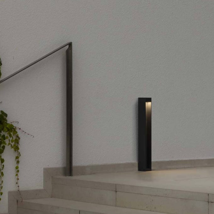 FARO BARCELONA LED sokkellamp Cerler, antraciet, 60 cm, metaal, IP65, CCT
