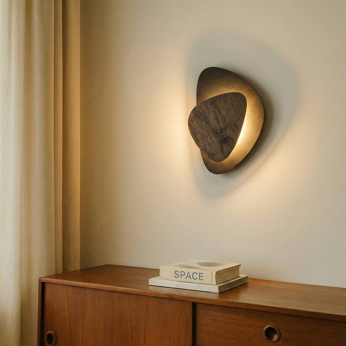 SIGMA LED wandlamp Pedra, zwart/wengé, staal, hout, 3.000 K