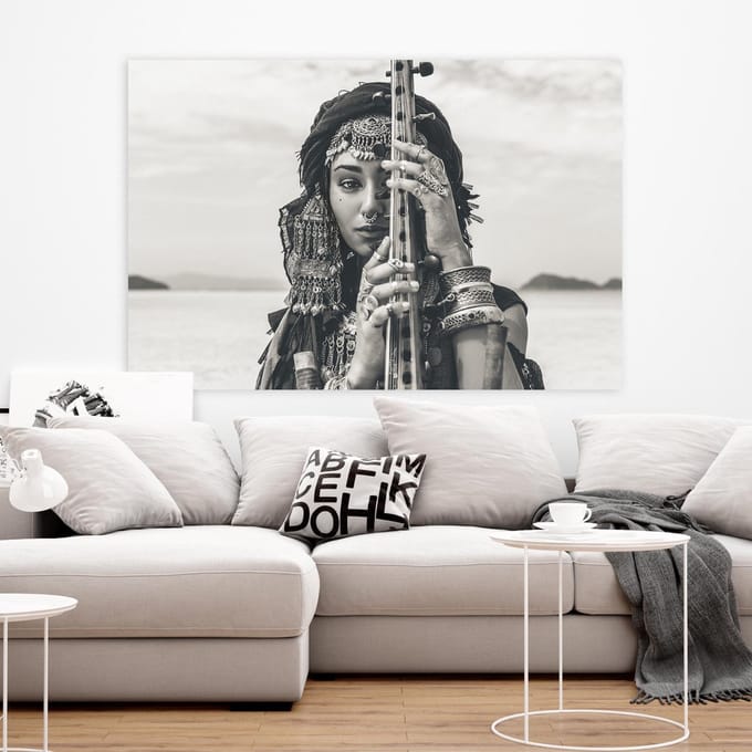 Schilderij Woonkamer - Canvas Schilderij - Boho Woman - 100 x 75 cm - PosterGuru