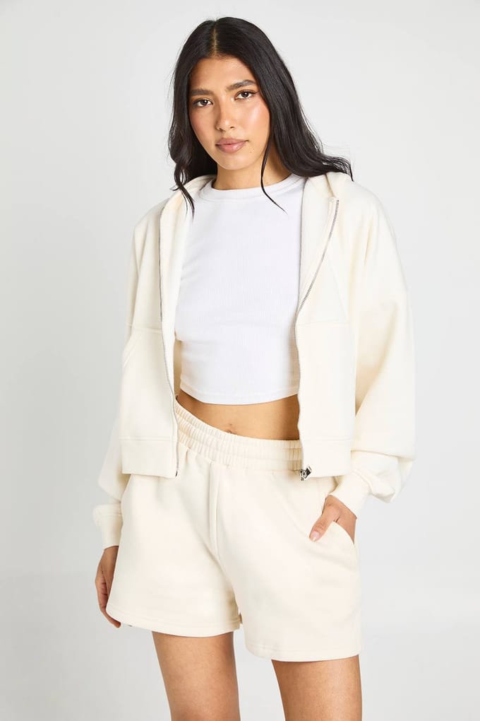 boohoo Dames Tall Sweatshort Met Hoge Taille En Interne Trekkoord | Ecru | Maat: Small