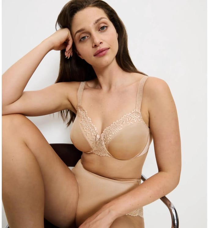 Triumph Ladyform Soft W X Dames Beha - SMOOTH SKIN - Maat D090