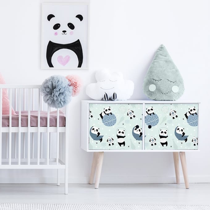 Kindermeubelsticker met panda's op de maan, 40 x 60 cm