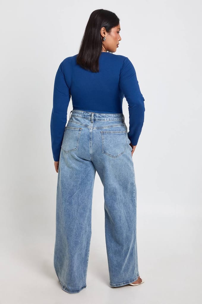 boohoo Dames Plus Basic Bodysuit Met Lange Mouwen En Ronde Hals | Navy | Maat: 20