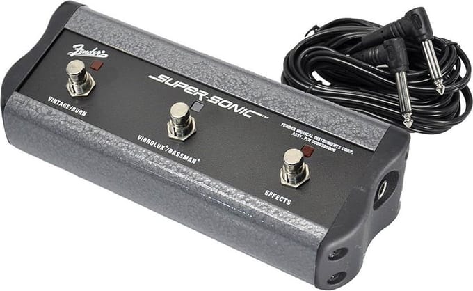 Fender 69285000 footswitch, 3 buttons, Super-Sonic, with 1/4 jack