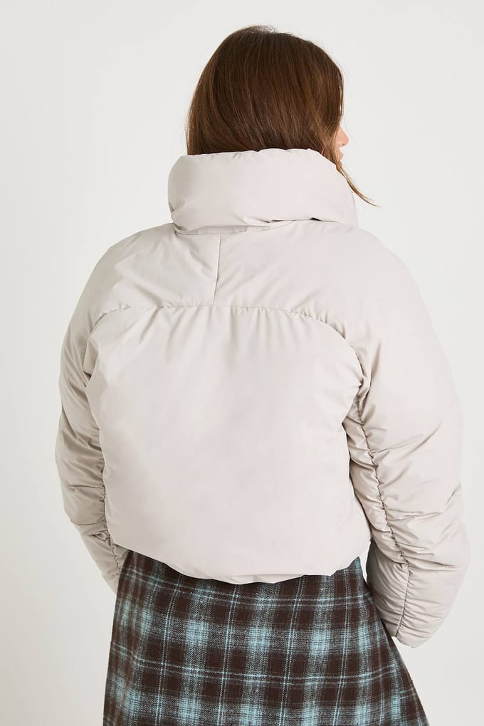 boohoo Dames Bijgesneden donsjas | Stone | Maat: 14