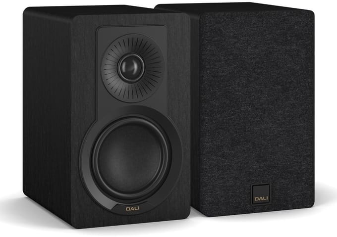 Dali KUPID Passieve Boekenplank Speaker - Black Ash (Prijs per stuk)