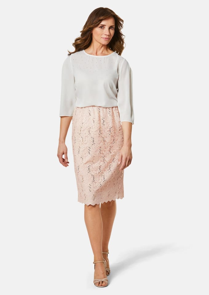 Chique rok van elastische kant - rosé - Gr. 20 van Goldner Fashion