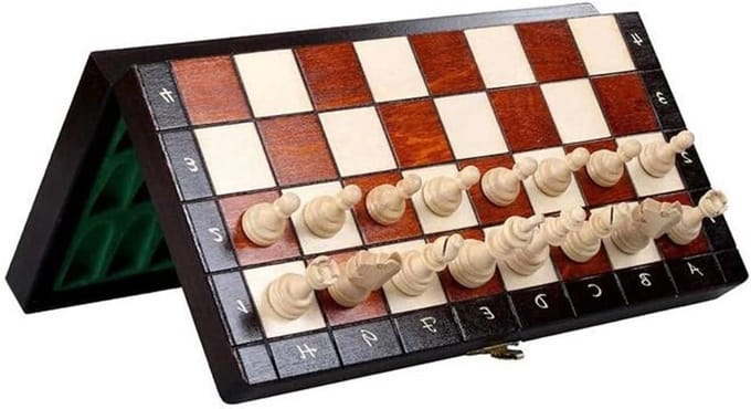 Schaakspel - Reis schaakset - Intellectueel spel - Magnetisch bord - 11 Inch - Houtkleur
