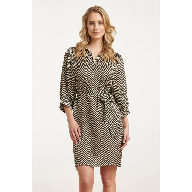 Smashed Lemon 25048 korte satijn jurk met zigzagprint |