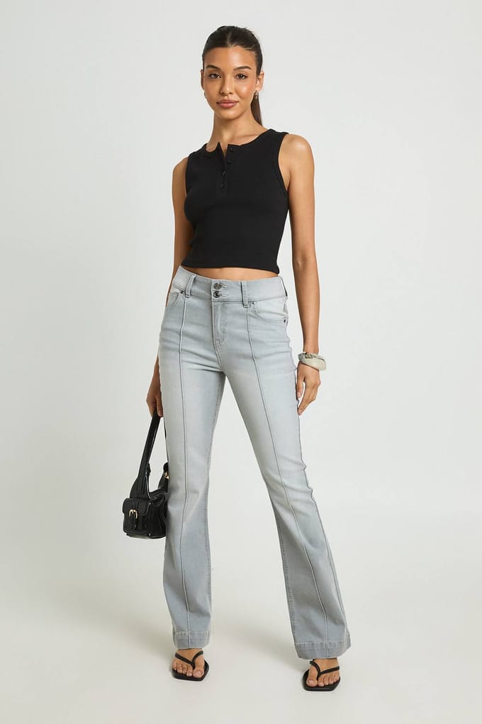 boohoo Dames Flared Jeans Met Middelhoge Taille En Naaddetail | Greywash | Maat: 42