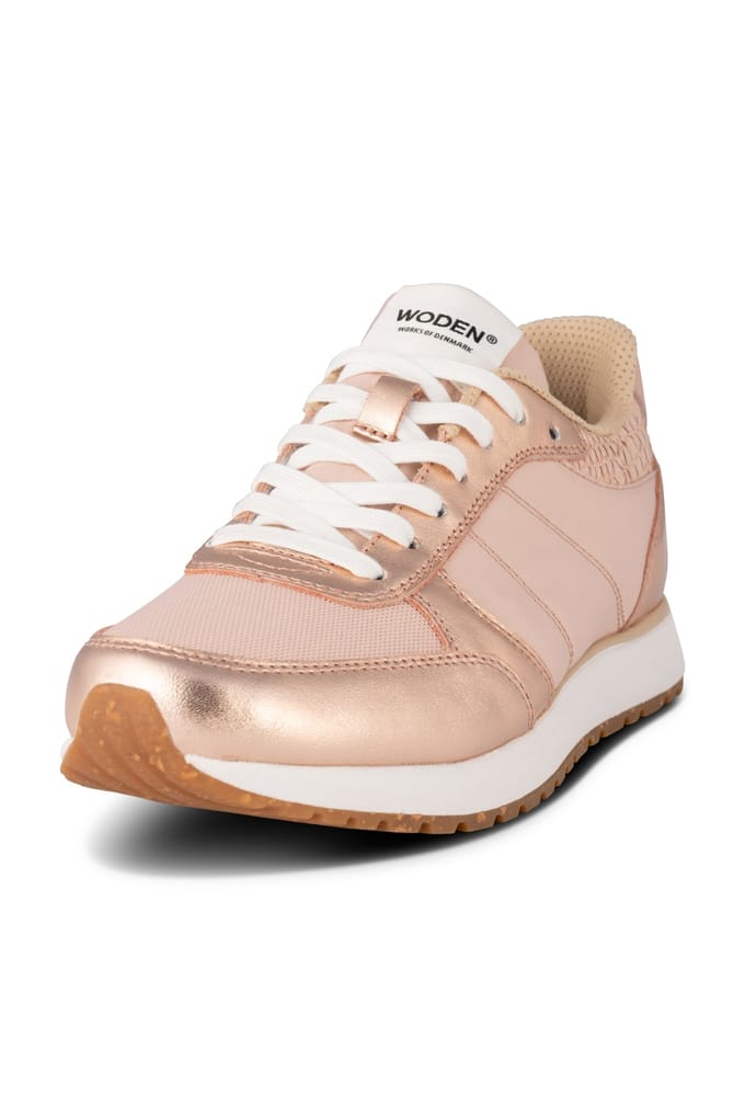 Woden Ronja Metallic Rose Maat: 38 | Sneakers Outlet | Dames | Roze